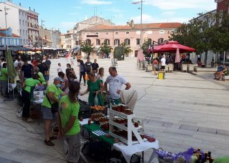 Danas je otvoren prvi ovogodišnji sajam istarskih poljoprivrednih proizvoda na Trgu slobode, održavati će se svaki četvrtak
