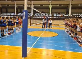 Odbojkašice Poreča odigrale su svoju prvu domaću utakmicu protiv ekipe OK Dubrovnik i zabilježile poraz 3:0, drugi  u ovogodišnjem prvenstvu Superlige