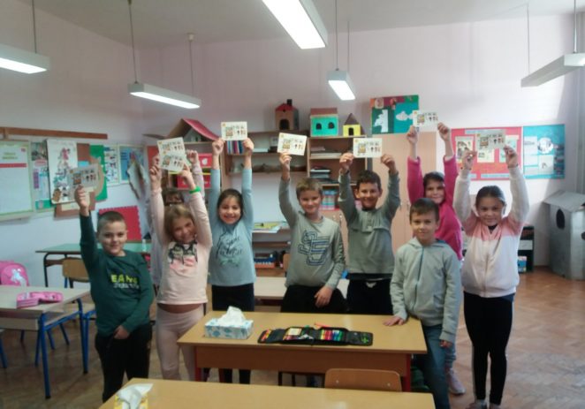 Učenici 3. i 4. razreda OŠ Joakima Rakovca Sv. Lovreč Pazenatički s učiteljicama Gracijelom Čehić i Snježanom Vujić obilježili su Svjetski dan razglednice 1. listopada 2020.