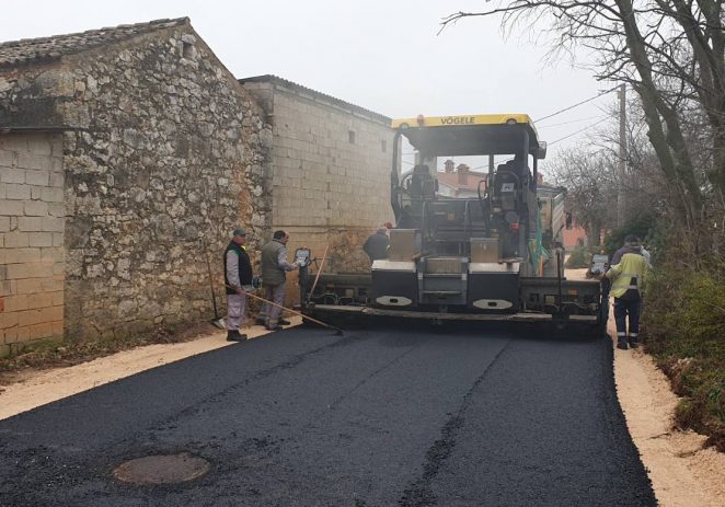 Radovi na izgradnji kanalizacijskog sustava i vodoopskrbe naselja Kosinožići  u završnoj fazi
