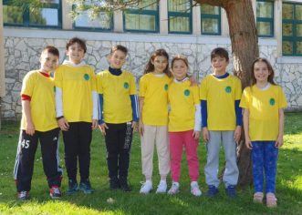 Istarsku “virtualnu” školsku kros ligu trčali i brojni učenici osnovne škole V. Nazora iz Vrsara