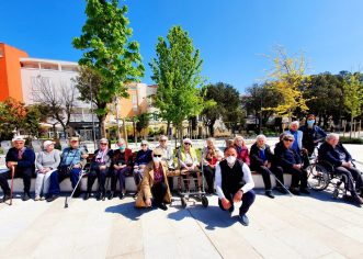 Korisnici Doma za starije i nemoćne osobe Poreč po prvi put uživali na novoj gradskoj rivi