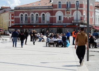 U prvom vikendu svibnja u Hrvatskoj ostvareno više od 157 tisuća noćenja turista