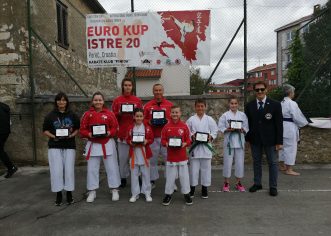 Karate: Finidi  11 priznanja karate Saveza Istarske županije
