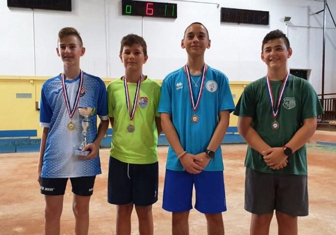 Roko Jukić, mladi boćar Istre Poreč, osvojio je brončanu medalju na kadetskom prvenstvu Hrvatske