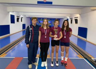 Kadetkinje ženskog kuglačkog kluba Istra Poreč osvojile srebrnu medalju na Prvenstvu Hrvatske
