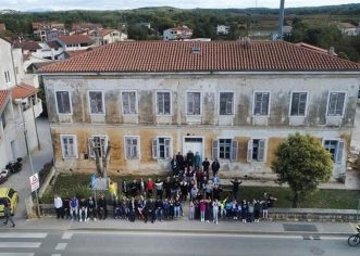 Započeli radovi na rekonstrukciji stare škole u Funtani