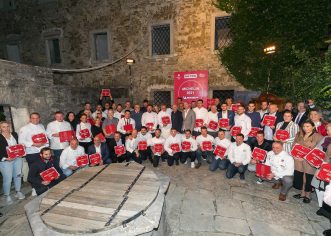 Dodijeljena su MICHELIN priznanja za 2021. godinu najboljim hrvatskim restoranima – Michelin zvjezdicama odlikovano 10 domaćih restorana