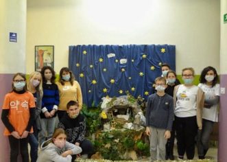 Učenici Osnovne škole Tar-Vabriga izradili Božićne jaslice