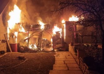 Ugašen požar kuće  u Baderni – na sreću nitko nije stradao