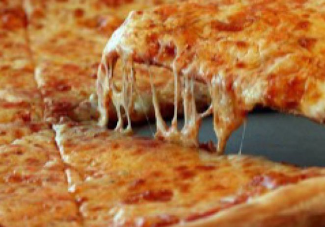 Što se zapravo nalazi u proizvodima koji se zovu šunka za pizzu i sir za pizzu (i zašto ih ne bi trebali stavljati na pizzu)