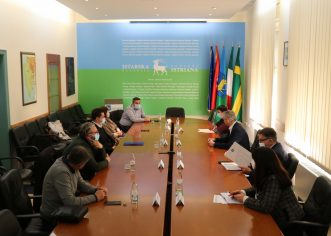 Župan Miletić na radnom sastanku s ravnateljicom i ravnateljima  Lučkih uprava – u 2021. godini uloženo 70 milijuna kuna u lučku infrastrukturu