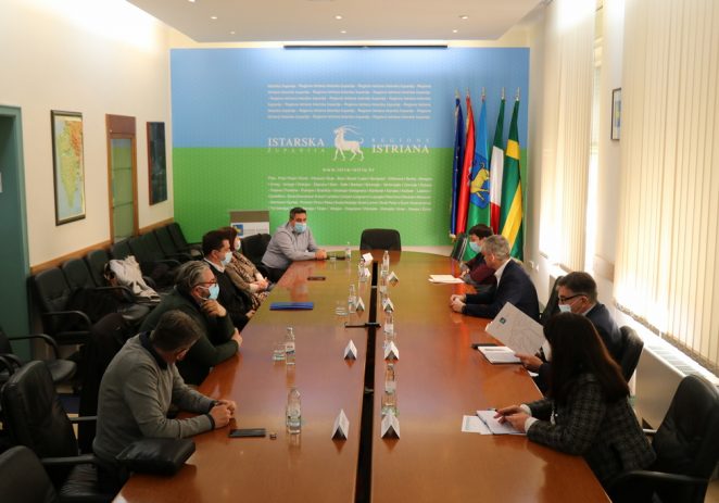 Župan Miletić na radnom sastanku s ravnateljicom i ravnateljima  Lučkih uprava – u 2021. godini uloženo 70 milijuna kuna u lučku infrastrukturu