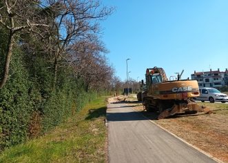 Radovi na pješačko-biciklističkoj komunikaciji kod Picala, dijelu trase Parenzane