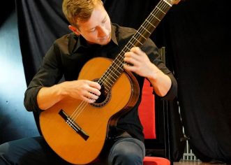 Učitelj Umjetničke škole Poreč Sanel Jusić sudjelovao u finalu natjecanja Guitar Art Festival u Beogradu