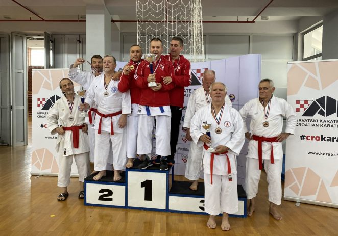 Veterani karate kluba Finida ekipni prvaci i viceprvaci Hrvatske
