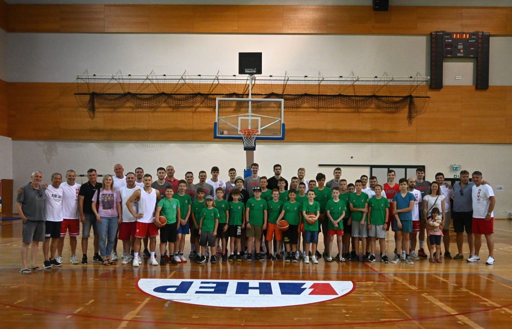 Podjelom medalja i druženjem uspješno završen ljetni košarkaški kamp KK Poreč i KK Petrinja
