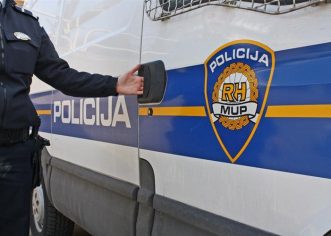 Grad Poreč, Valamar Riviera i okolne općine sufinanciraju boravak 16 policajaca kao ispomoć Policijskoj postaji Poreč