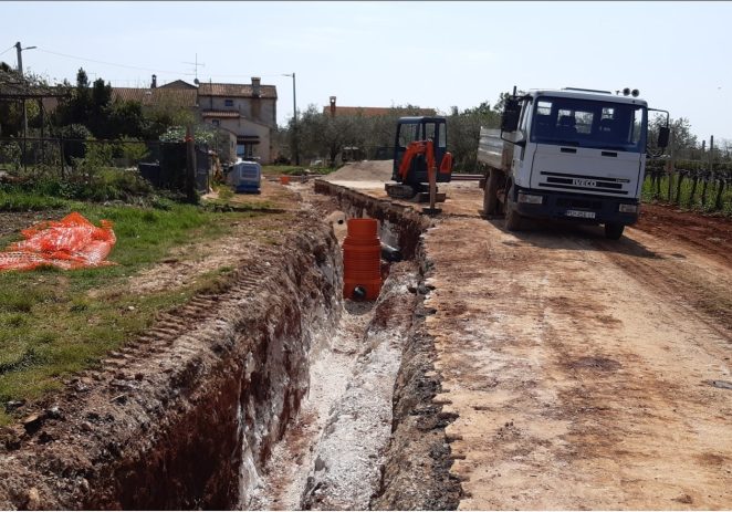 Nastavlja se izgradnja kanalizacijske mreže u naselju Rošini