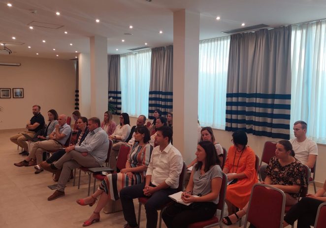 Održan sastanak Hrvatske turističke zajednice i turističkih zajednica Istre