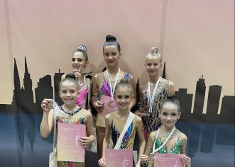 Izvrstan nastup porečkih ritimčkih gimnastičarki na Leda Cup-u u Zagrebu !