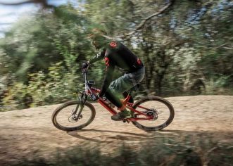 Benjamin Brajković i Denis Terlević iz biciklističkog kluba Poreč nastupili na MTB Zimske lige 2022/2023-XC Rabac