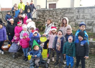 ADVENT U FUNTANI u organizaciji Udruge za djecu i mlade “Na izvorima prijateljstva”