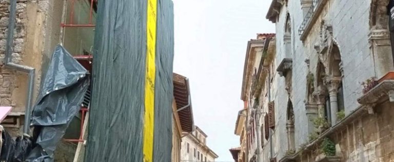 Obnova zgrade u ulici Decumanus