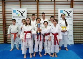 28 medalja za karate klub Finida sa Županijske karate lige u borbama