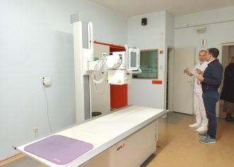 Grad Poreč, većina općina Poreštine i turističke tvrtke donirat će ultrazvučni i RTG aparat te obnovu radiološke ordinacije porečkom Domu zdravlja