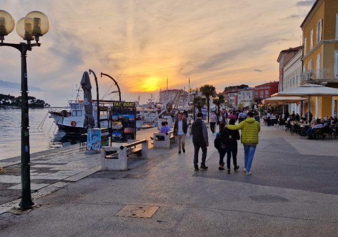 HTZ: Tijekom produženog vikenda u Hrvatskoj ostvareno gotovo 900 tisuća turističkih noćenja i 256 tisuća dolazaka