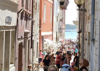 HTZ: Hrvatski turizam u prvih sedam mjeseci ostvario rast od 10 posto u dolascima – U srpnju ostvareno 29,5 milijuna noćenja