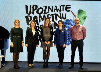 Projekt „Velika stabla su naše blago: čuvajmo ih!“ porečkog Instituta prezentiran na svečanoj dodjeli Zaklade Adris