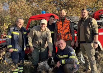 Vatrogasci iz JVP Poreč uspješno izvukli psa iz duboke jame u Jurcanima!