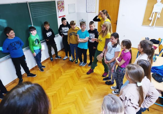 Naučna radionica u područnoj školi Vižinada: Kućice za ptice i ptičja gnijezda u sklopu Erasmus projekta Zeleni Jože