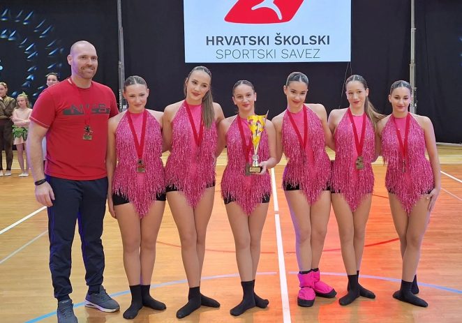 Učenice OŠ Finida osvojile treće mjesto na Prvenstvu Hrvatske u sportskim plesovima za osnovnoe i srednje škole