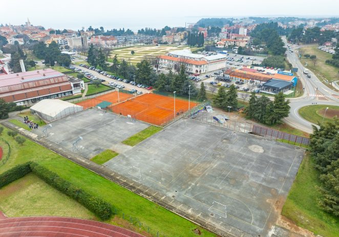 Do kraja travnja rekonstruirat će se igrališta u sklopu SRC „Veli Jože“