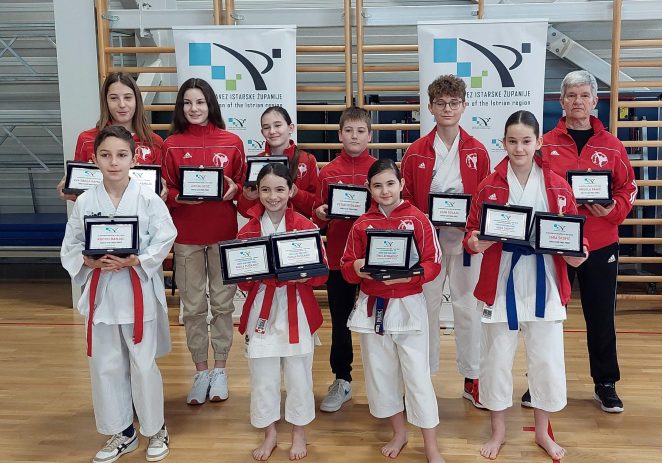 Karate savez Istarske županije dodijelio priznanja za najuspješnije u 2023. – čak 12 za porečku Finidu