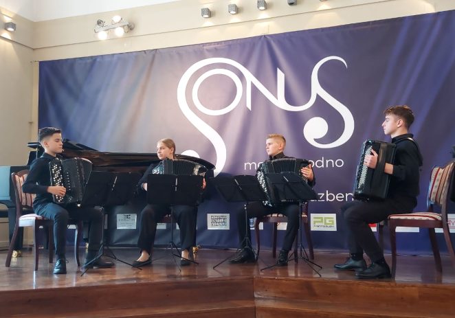 Učenici Umjetničke škole Poreč David Pršurić, Lucia Janko, Erik Petrović i Arian Matić osvojili prvu nagradu na Međunarodnom natjecanju mladih glazbenika Sonus u Križevcima