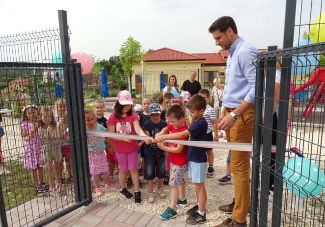 Novo dječje igralište izgrađeno uz područni vrtić Vižinada