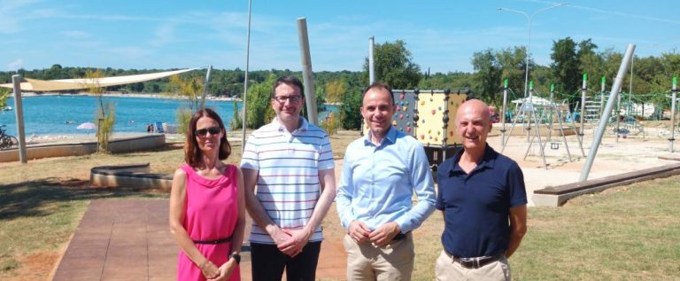 Štifanić Dobrilović Viskovic Peršurić Velenik na plaži blizu koje će se otvoriti Park