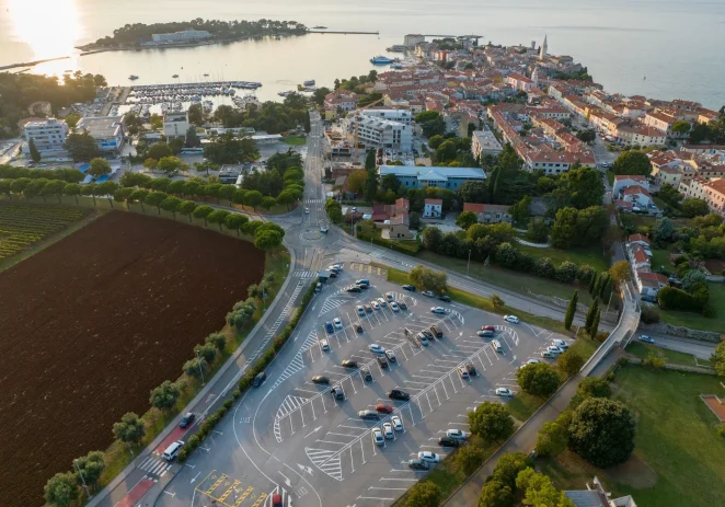 Od 31.10. do 3.11.24. zatvoreno parkiralište kod Osnovne škole