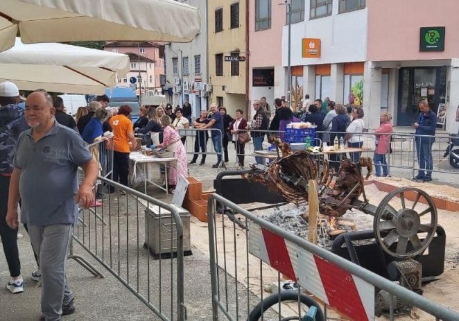 Pet uspješnih izvedbi Gušta Merkata – oživljena tradicija i porečka gradska tržnica