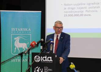 Župan Miletić predstavio Prijedlog Proračuna za 2025. godine: Nastavak velikih ulaganja u obrazovanje, zdravstvo i socijalnu skrb