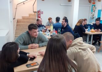 Udruga Capybara: PubQUIZ + TURNIR Carcassonne