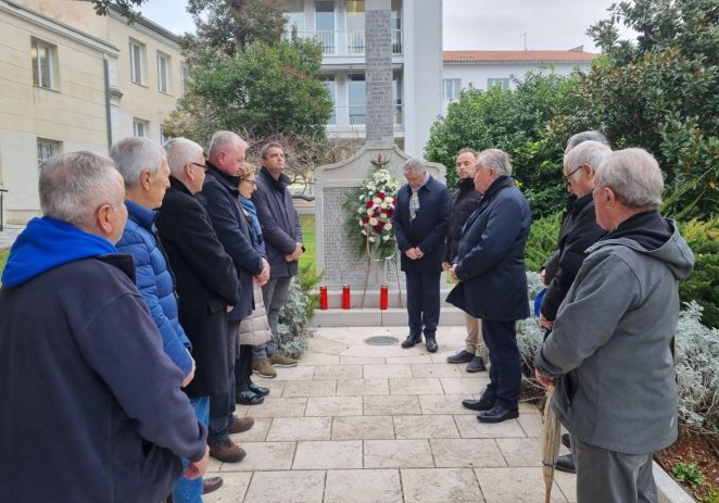 Delegacija Grada Poreča položila vijenac povodom Dana sjećanja na žrtve holokausta