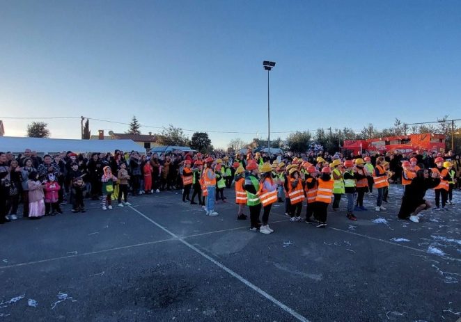 Maškare u Novoj Vasi – za vikend očekuju nas Gustafi, izbor najbolje maske, povorka, a u utorak veliko finale uz šentencu pustu!