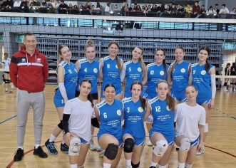 Djevojke Srednje škole Mate Balote Poreč treće na županijskom prvenstvu u odbojci