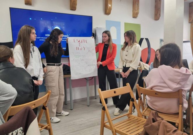 Srednjoškolci sudjelovali na predavanju i radionici pod nazivom Innovation Poreč