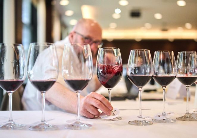 Uoči 31. Vinistre nova pravila na ocjenjivanju vina i jakih alkoholnih pića, nikad veći broj uzoraka